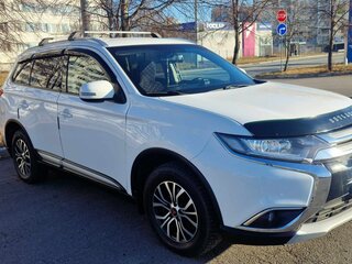 2015 Mitsubishi Outlander III Рестайлинг 2, белый, 1777777 рублей, вид 2