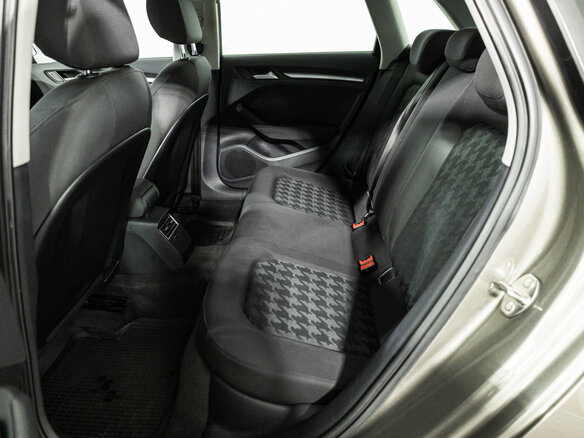 2016 Audi A3 III (8V), коричневый - вид 9