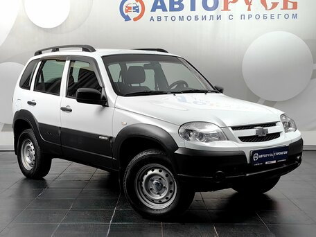 2018 Chevrolet Niva I Рестайлинг, белый, 695000 рублей, вид 1