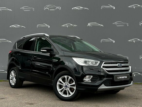 2018 Ford Kuga II Рестайлинг, чёрный, 1551300 рублей - вид 2