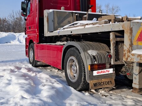 2012 Mercedes-Benz Actros, красный, 3000000 рублей, вид 4