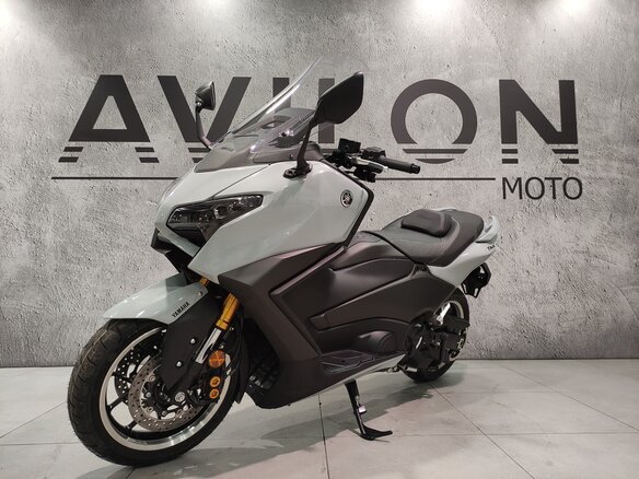 2025 Yamaha TMAX, серебристый, 1700000 рублей - вид 6