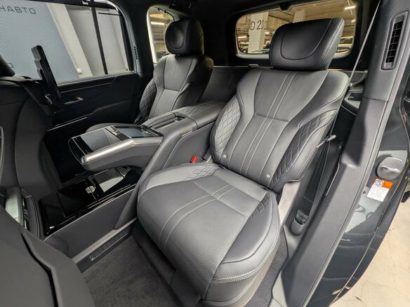 2026 Lexus LX 600 IV, чёрный, 23500000 рублей - вид 8