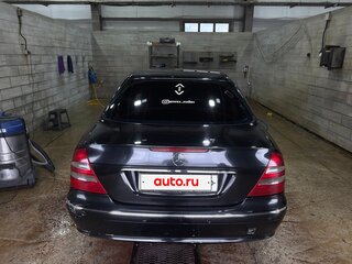 2004 Mercedes-Benz E-Класс 240 III (W211, S211), чёрный, 500000 рублей, вид 4