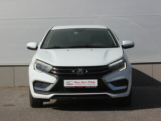 2024 Lada (ВАЗ) Vesta I Рестайлинг (NG), белый, 1237000 рублей, вид 3