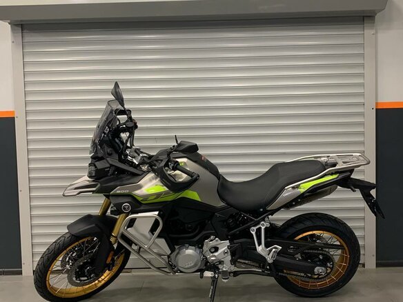 2026 Voge 900DSX, чёрный, 1033000 рублей