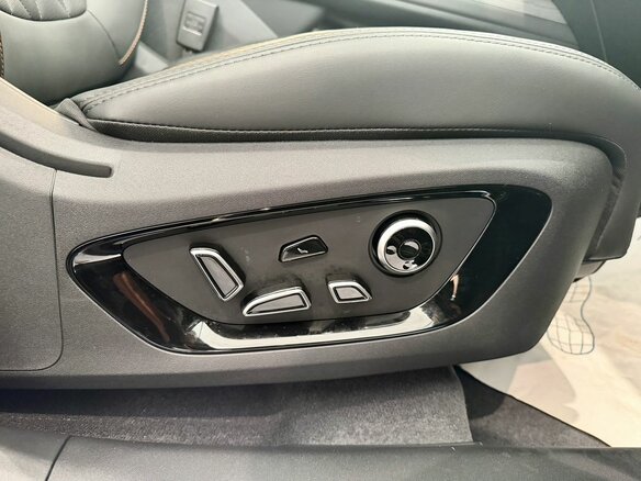 2025 Changan CS75 Plus IV, золотистый, 4339900 рублей - вид 16