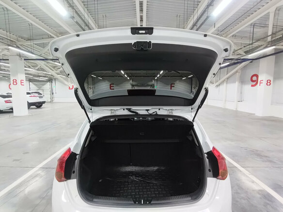 2015 Kia Ceed II, белый - вид 9