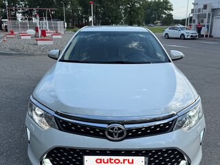 2016 Toyota Camry VII (XV50) Рестайлинг, белый, 2390000 рублей, вид 2