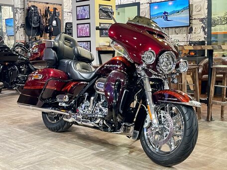 2014 Harley-Davidson CVO Limited, красный, 1980000 рублей, вид 2