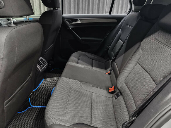2013 Volkswagen Golf VII, серый, 1200000 рублей - вид 12