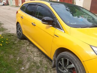 2016 Ford Focus III Рестайлинг, жёлтый, 730000 рублей, вид 4