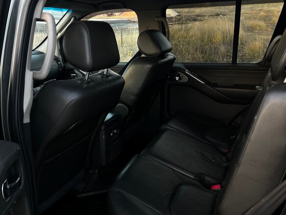 2007 Nissan Pathfinder III, серый, 1190000 рублей - вид 9
