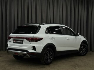 2021 Kia Rio X IV Рестайлинг, белый, 1299900 рублей, вид 4