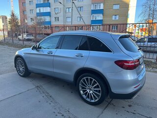 2017 Mercedes-Benz GLC 250 I (X253), серебристый, 4000000 рублей, вид 2