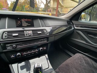 2015 BMW 5 серии 520i VI (F10/F11/F07) Рестайлинг, белый, 1620000 рублей, вид 3