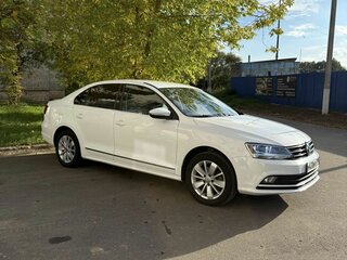 2016 Volkswagen Jetta VI Рестайлинг, белый, 1250000 рублей, вид 1
