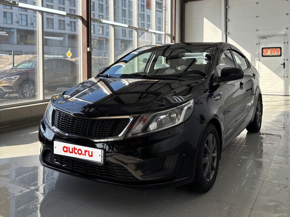 2011 Kia Rio III, чёрный, 650000 рублей - вид 2