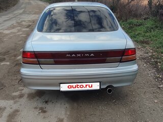 1996 Nissan Maxima IV (A32), серебристый, 390000 рублей, вид 4