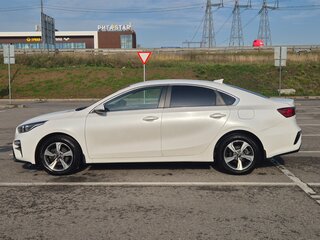 2019 Kia Cerato IV, белый, 2100000 рублей, вид 2