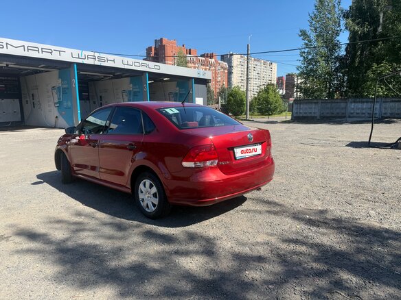 2013 Volkswagen Polo V, красный, 890000 рублей - вид 3