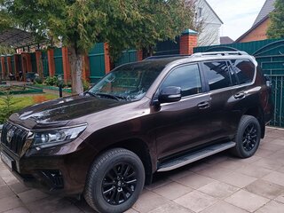2020 Toyota Land Cruiser Prado 150 Series Рестайлинг 3, коричневый, 5250000 рублей, вид 2