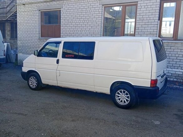 2002 Volkswagen Transporter, белый, 1050000 рублей - вид 18