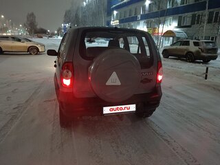 2014 Chevrolet Niva I Рестайлинг, серый, 550000 рублей, вид 2