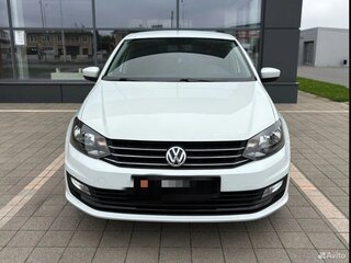 2019 Volkswagen Polo V Рестайлинг, белый, 1111000 рублей, вид 1