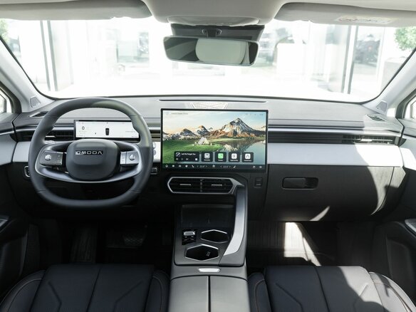 2026 Omoda C5 II, белый, 2751210 рублей - вид 12
