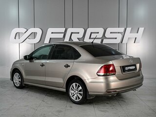 2016 Volkswagen Polo V Рестайлинг, бежевый, 1159000 рублей, вид 2