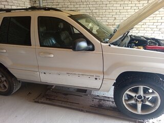1998 Jeep Grand Cherokee II (WJ), белый, 700000 рублей, вид 4