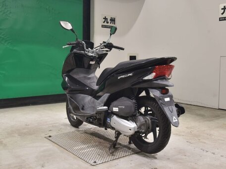 2015 Honda PCX 125, чёрный, 223000 рублей, вид 5