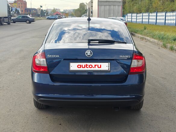 2017 Skoda Rapid I, синий, 1250000 рублей - вид 4