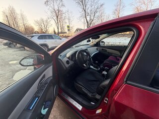 2010 Chevrolet Cruze I, красный, 730000 рублей, вид 5