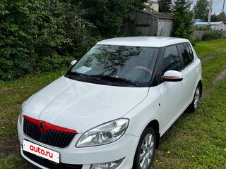 2013 Skoda Fabia II Рестайлинг, белый, 500000 рублей, вид 1