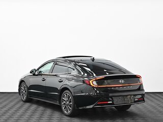 2022 Hyundai Sonata VIII (DN8), чёрный, 2125000 рублей, вид 2