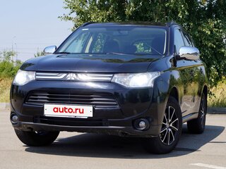 2012 Mitsubishi Outlander III, чёрный, 1300000 рублей, вид 3