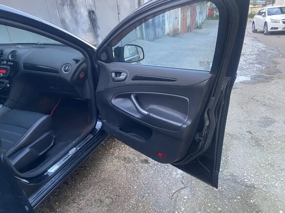 2010 Ford Mondeo IV, чёрный, 1050000 рублей - вид 12