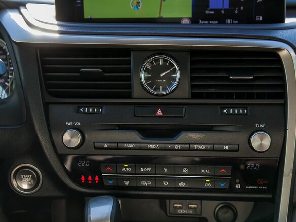 2021 Lexus RX 300 IV Рестайлинг, коричневый, 4400000 рублей - вид 20