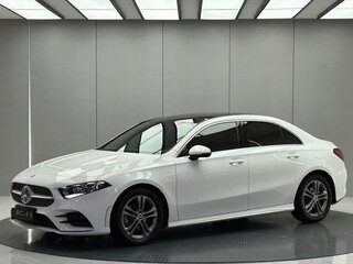 2022 Mercedes-Benz A-Класс 180 Long IV (W177), красный, 1540000 рублей, вид 3