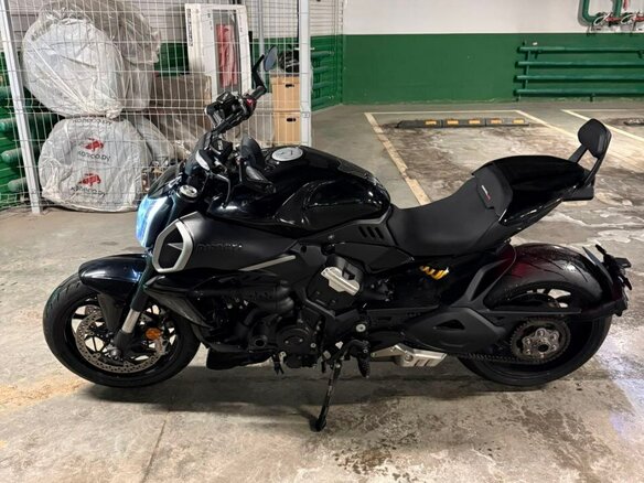 2023 Ducati Diavel V4, чёрный, 2700000 рублей - вид 4