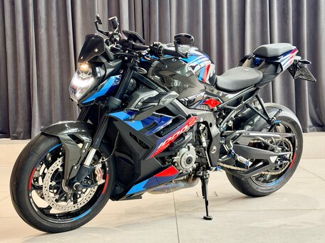 2023 BMW M 1000 R, чёрный, 2650000 рублей, вид 1