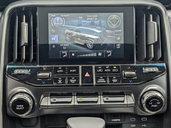 2026 Lexus LX 600 IV, чёрный, 23500000 рублей - вид 15