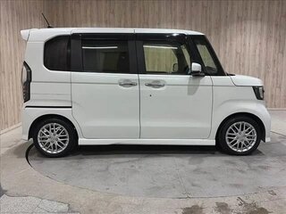 2022 Honda N-BOX II Рестайлинг, белый, 890000 рублей, вид 3
