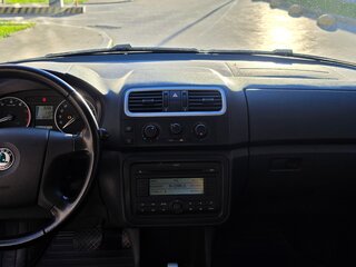 2008 Skoda Fabia II, пурпурный, 900000 рублей, вид 5