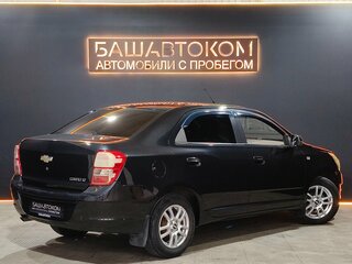 2013 Chevrolet Cobalt II, чёрный, 470000 рублей, вид 4