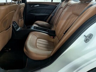 2015 Mercedes-Benz CLS 350 BlueTEC II (C218) Рестайлинг, белый, 3500000 рублей, вид 3