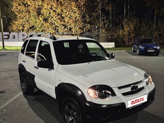 2019 Chevrolet Niva I Рестайлинг, белый, 840000 рублей, вид 3