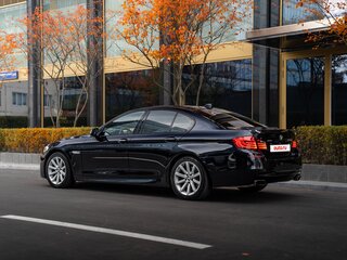 2012 BMW 5 серии 550i xDrive VI (F10/F11/F07), синий, 1950000 рублей, вид 2